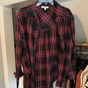 Francesca's Collections Red and Black Plaid Shirt
